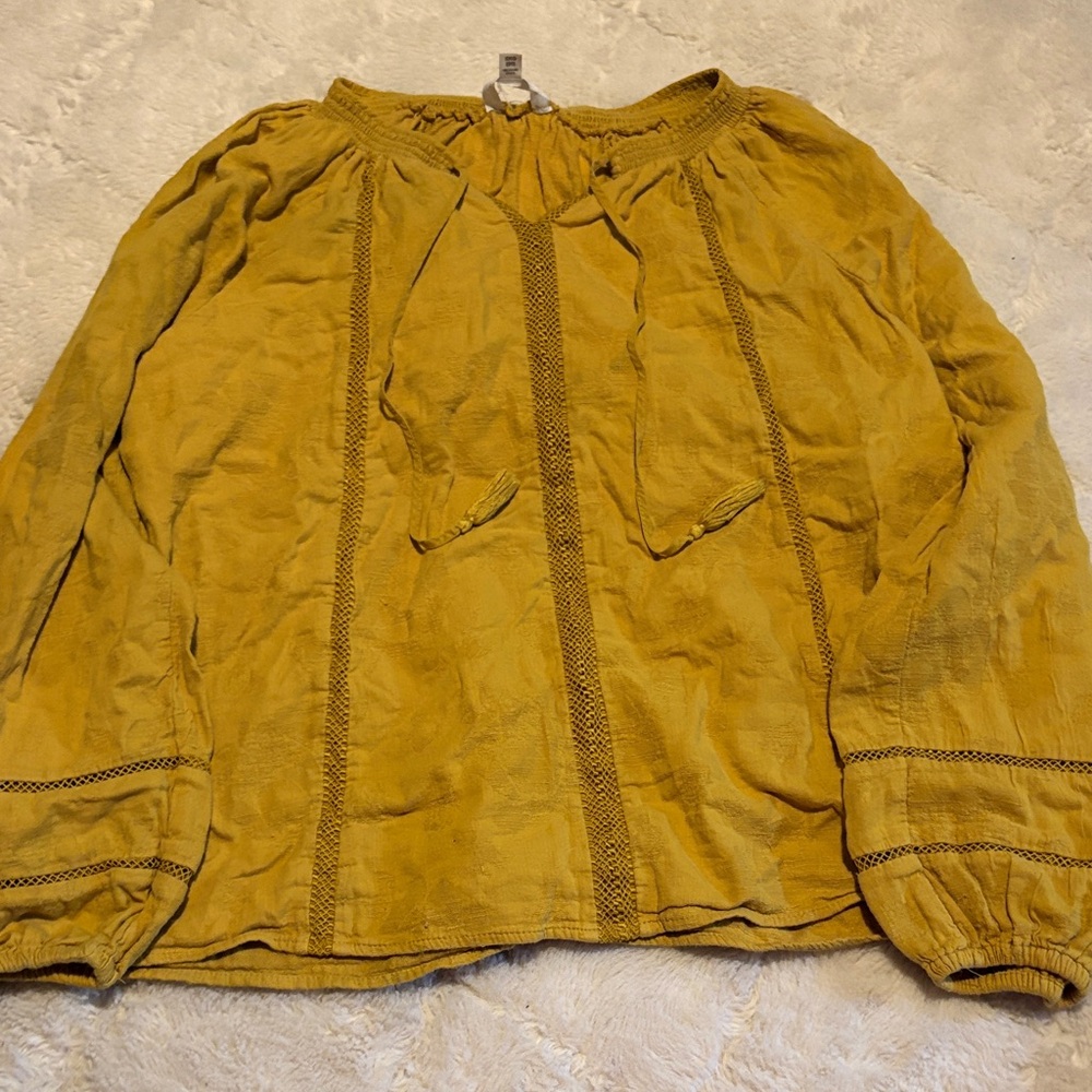 Time and Tru Mustard Yellow Blouse
